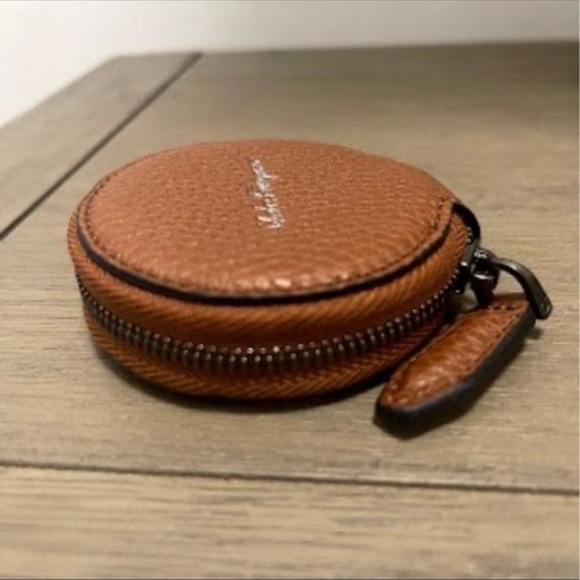 Ferragamo Coin Purse - Picture 2 of 5